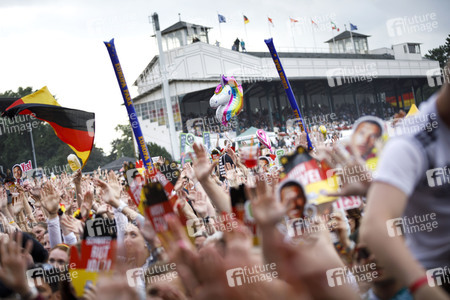 Poldi's Public Viewing Party in Köln