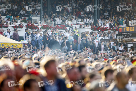Poldi's Public Viewing Party in Köln