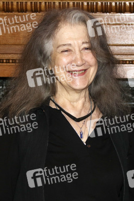 Martha Argerich in Rathaus in Hamburg