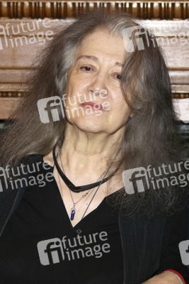 Martha Argerich in Rathaus in Hamburg