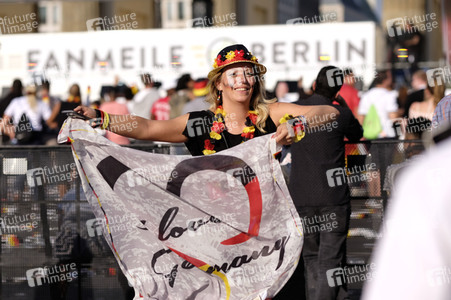 FIFA WM Public Viewing Deutschland gegen Südkorea in Berlin