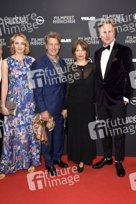 Opening Night und 'Mackie Messer - Brechts Dreigroschenfilm' Premiere, Filmfest München 2018