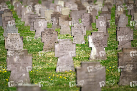 Symbolfoto Gräberfeld