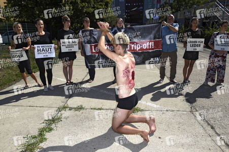 PETA Protest auf der Berlin Fashion Week Spring/Summer 2019
