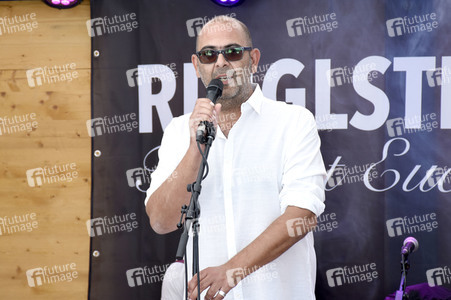 Albums-Präsentation von Hannes Ringlstetter in München