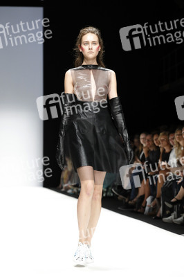 Irene Luft Fashion Show auf der Berlin Fashion Week Spring/Summer 2019