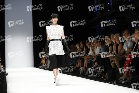 Irene Luft Fashion Show auf der Berlin Fashion Week Spring/Summer 2019