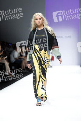 Rebekka Ruétz Fashion Show auf der Berlin Fashion Week Spring/Summer 2019