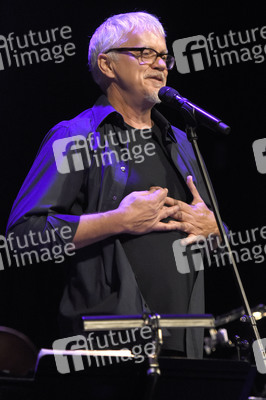 Konzert von Tim Robbins and The Rogues Gallery Band in Karlsbad