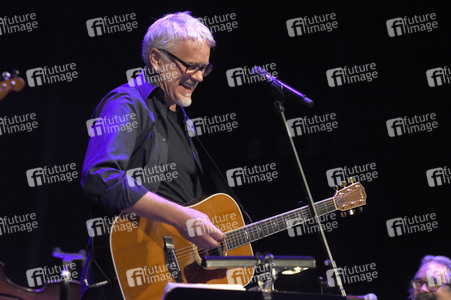 Konzert von Tim Robbins and The Rogues Gallery Band in Karlsbad