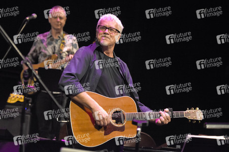 Konzert von Tim Robbins and The Rogues Gallery Band in Karlsbad