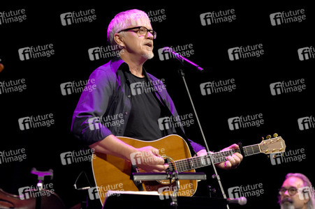 Konzert von Tim Robbins and The Rogues Gallery Band in Karlsbad