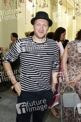 Grazia Pink Hour Cocktail auf der Berlin Fashion Week Spring/Summer 2019