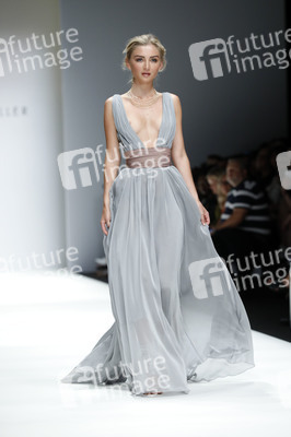 Lana Mueller Fashion Show auf der Berlin Fashion Week Spring/Summer 2019