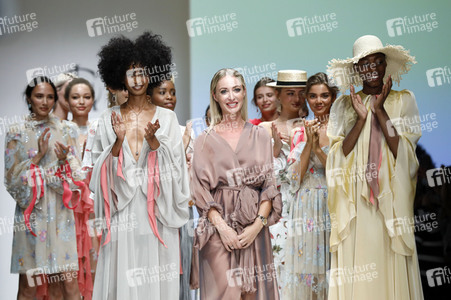 Lana Mueller Fashion Show auf der Berlin Fashion Week Spring/Summer 2019