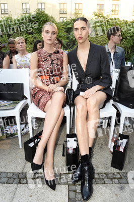 Marcel Ostertag Fashion Show auf der Berlin Fashion Week Spring/Summer 2019