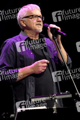 Konzert von Tim Robbins and The Rogues Gallery Band in Karlsbad