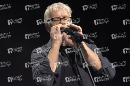 Konzert von Tim Robbins and The Rogues Gallery Band in Karlsbad