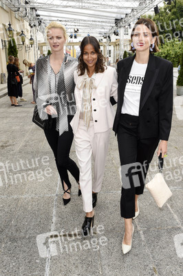 Gruppenausstellung des Kulturformats Der Berliner Salon auf der Berlin Fashion Week Spring/Summer 2019