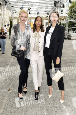 Gruppenausstellung des Kulturformats Der Berliner Salon auf der Berlin Fashion Week Spring/Summer 2019