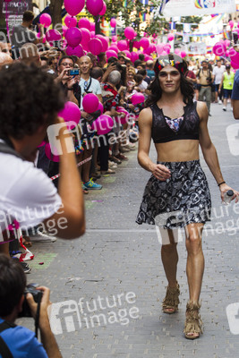 Heeled Shoes Wettlauf auf der Madrid Gay Pride 2018