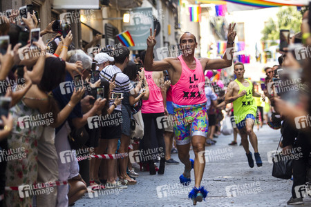 Heeled Shoes Wettlauf auf der Madrid Gay Pride 2018