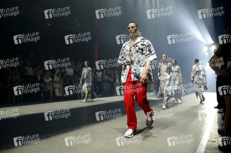 Hugo Fashion Show auf der Berlin Fashion Week Spring/Summer 2019