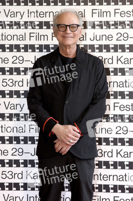 Photocall und Pressekonferenz mit Barry Levinson, Karlovy Vary International Film Festival 2018