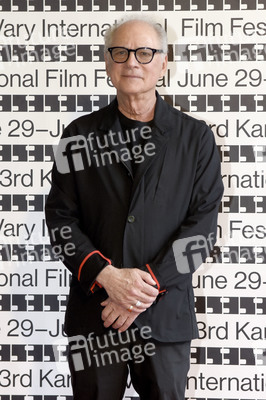 Photocall und Pressekonferenz mit Barry Levinson, Karlovy Vary International Film Festival 2018