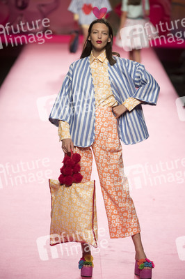 Agatha Ruiz de la Prada Fashion Show auf der Mercedes-Benz Fashion Week Madrid Spring/Summer 2019