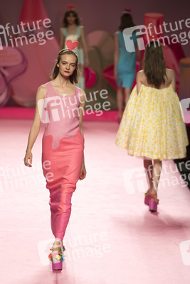 Agatha Ruiz de la Prada Fashion Show auf der Mercedes-Benz Fashion Week Madrid Spring/Summer 2019