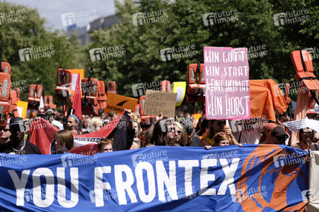 Demonstration für Seenotrettung auf dem Mittelmeer in Berlin