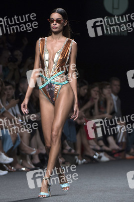 Custo Fashion Show auf der Mercedes-Benz Fashion Week Madrid Spring/Summer 2019