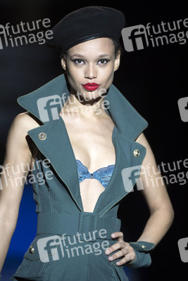 Andres Sarda Fashion Show auf der Mercedes-Benz Fashion Week Madrid Spring/Summer 2019