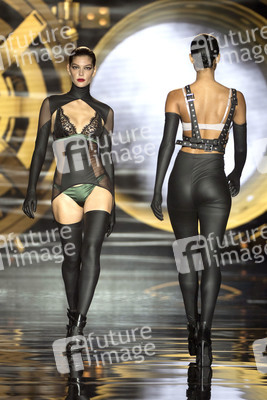 Andres Sarda Fashion Show auf der Mercedes-Benz Fashion Week Madrid Spring/Summer 2019