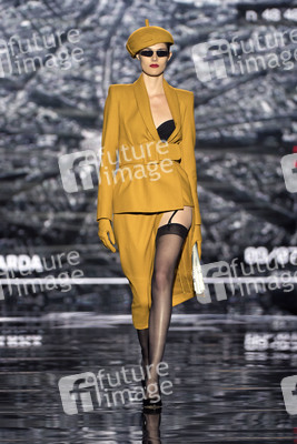 Andres Sarda Fashion Show auf der Mercedes-Benz Fashion Week Madrid Spring/Summer 2019