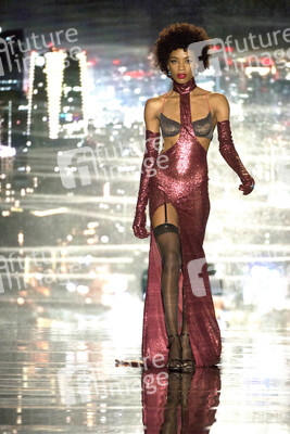 Andres Sarda Fashion Show auf der Mercedes-Benz Fashion Week Madrid Spring/Summer 2019