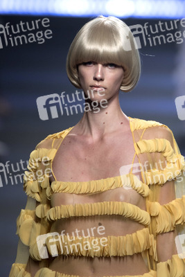 Duyos Fashion Show auf der Mercedes-Benz Fashion Week Madrid Spring/Summer 2019