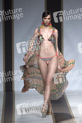 Dolores Cortés Fashion Show auf der Mercedes-Benz Fashion Week Madrid Spring/Summer 2019