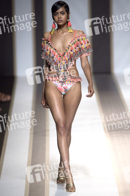 Dolores Cortés Fashion Show auf der Mercedes-Benz Fashion Week Madrid Spring/Summer 2019