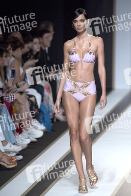 Dolores Cortés Fashion Show auf der Mercedes-Benz Fashion Week Madrid Spring/Summer 2019