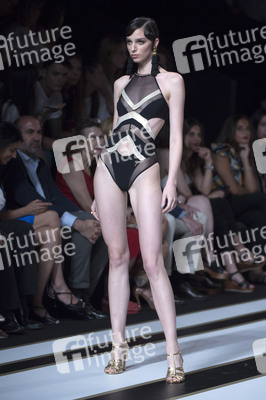 Dolores Cortés Fashion Show auf der Mercedes-Benz Fashion Week Madrid Spring/Summer 2019