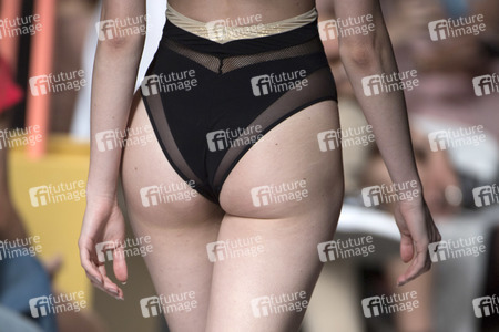 Dolores Cortés Fashion Show auf der Mercedes-Benz Fashion Week Madrid Spring/Summer 2019