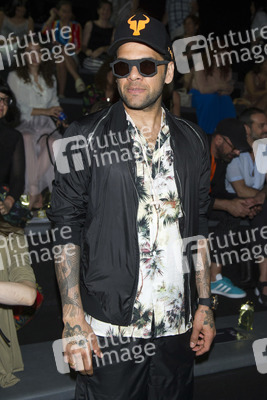 Marcos Luengo Fashion Show auf der Mercedes-Benz Fashion Week Madrid Spring/Summer 2019