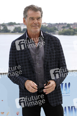 Photocall 'Mamma Mia! Here We Go Again' in Hamburg