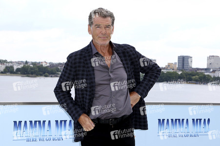 Photocall 'Mamma Mia! Here We Go Again' in Hamburg
