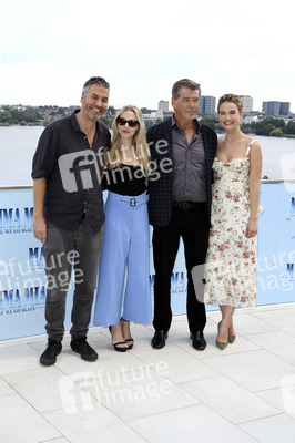 Photocall 'Mamma Mia! Here We Go Again' in Hamburg