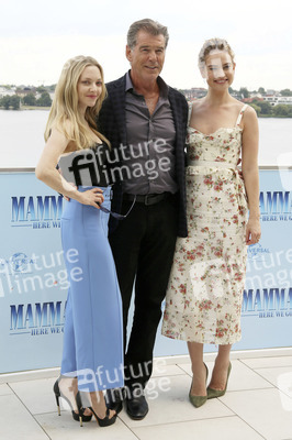 Photocall 'Mamma Mia! Here We Go Again' in Hamburg