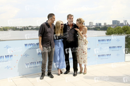 Photocall 'Mamma Mia! Here We Go Again' in Hamburg
