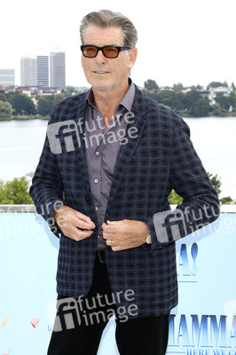 Photocall 'Mamma Mia! Here We Go Again' in Hamburg